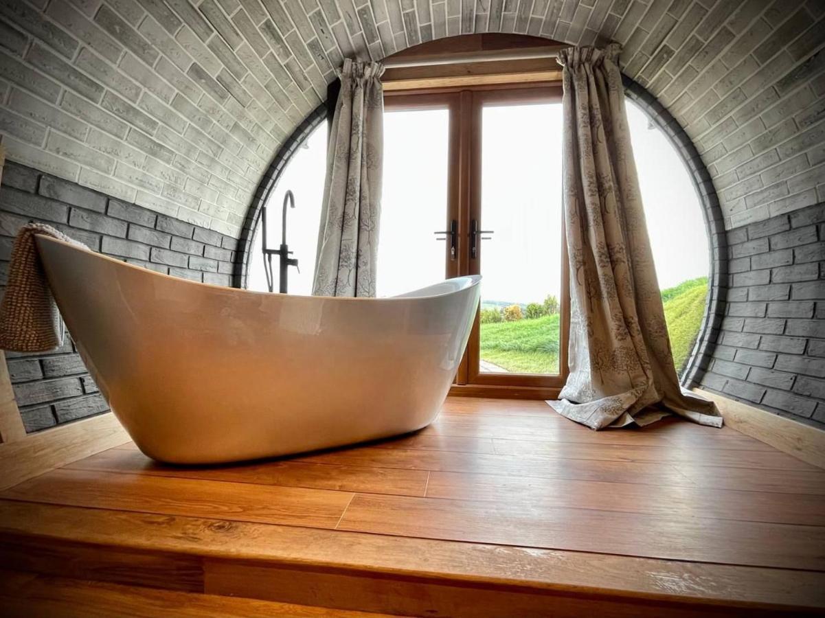 Rabbits View Villa Rhayader Exterior photo